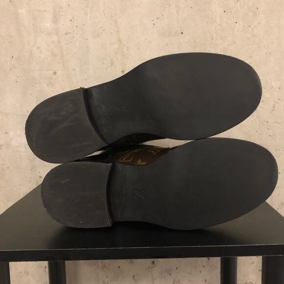 Louis Vuitton Wonderland Flat Ranger Boot Fall 2025 Autumn Vibes - Picture 11 of 15